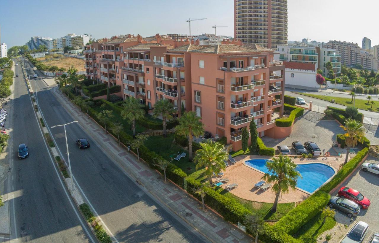 B02 - Fantastic Apartment With Pool Apartment