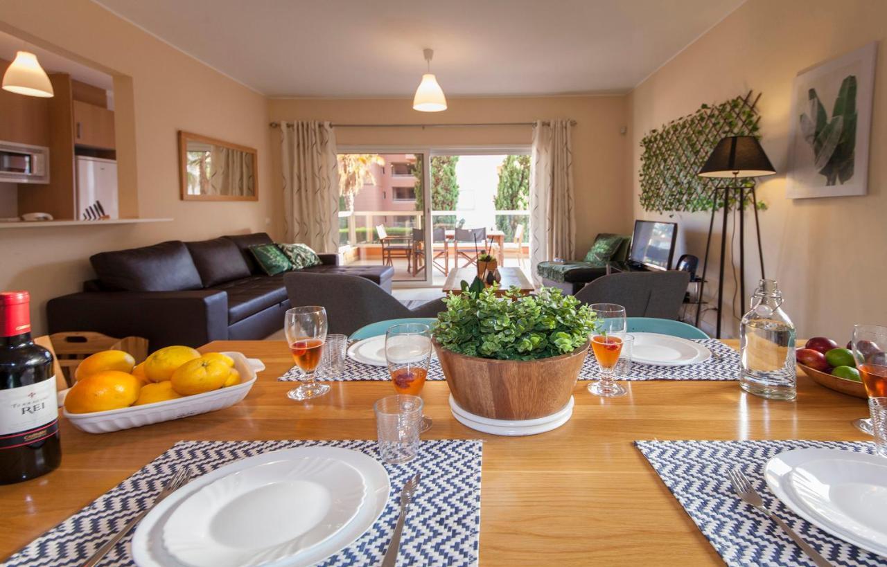 B02 - Fantastic Apartment With Pool Apartment Portimao