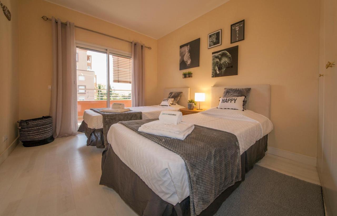 B02 - Fantastic Apartment With Pool